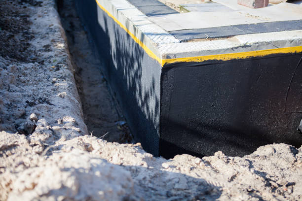 Professional Vapor Barrier Installation technician working in Brownsville, OR